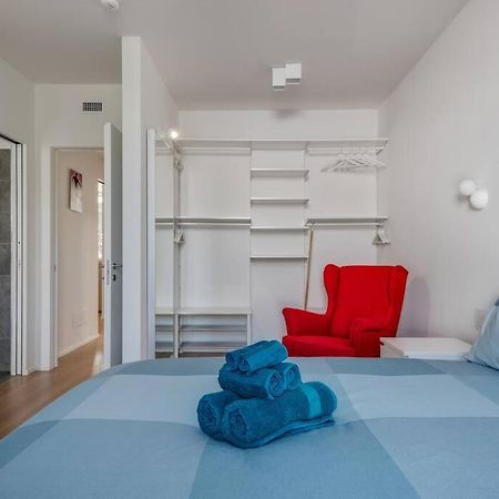 Easylife - Modern And Spacious Apt In Fiera City Life Milano Exteriör bild