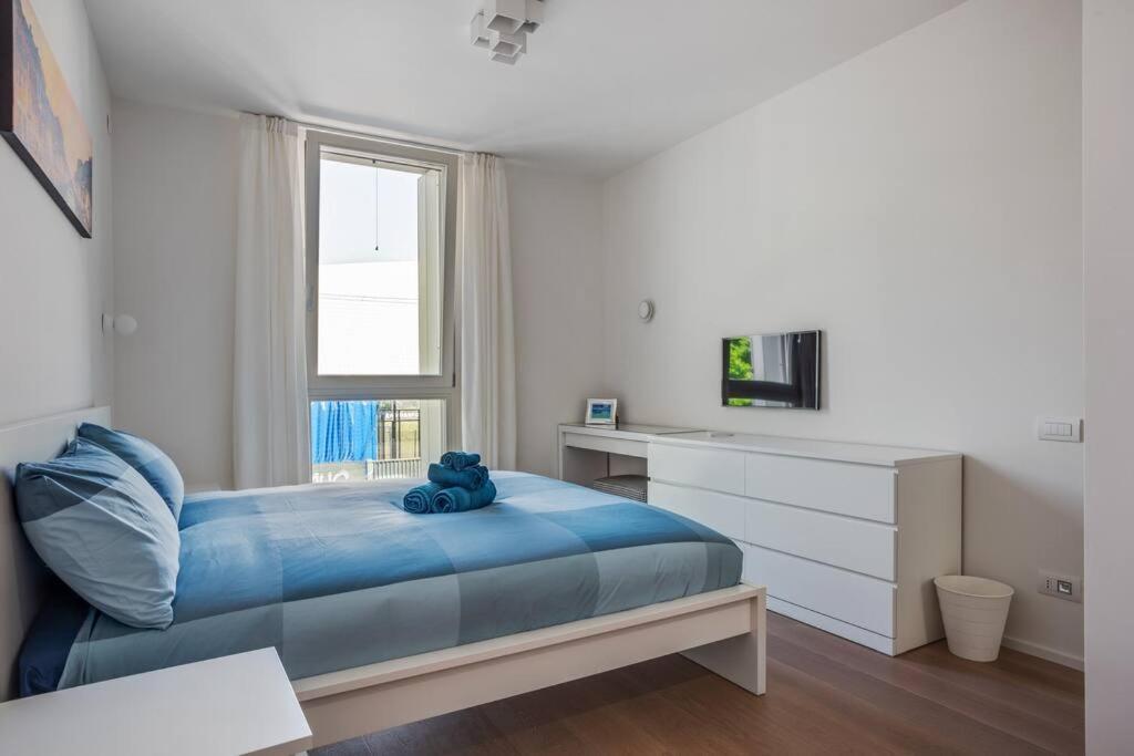 Easylife - Modern And Spacious Apt In Fiera City Life Milano Exteriör bild